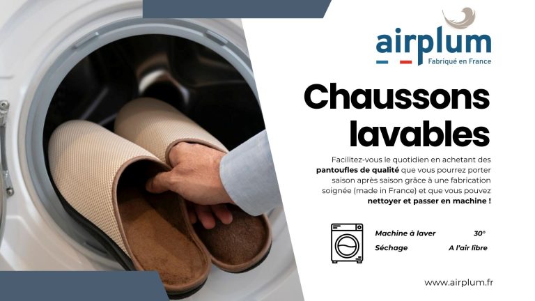 paire de chausson qu’une personne va mettre dans la machine à laver