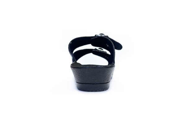 vue arrière sabot obama femme à rayures noires et blanches