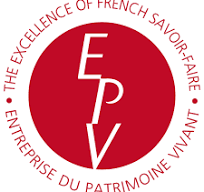 logo rond rouge et blanc avec écriture EPV entreprise du patrimoine vivant
