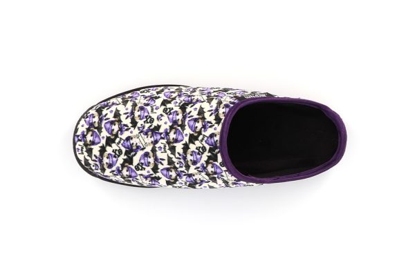 mule feme chauve-souris violette