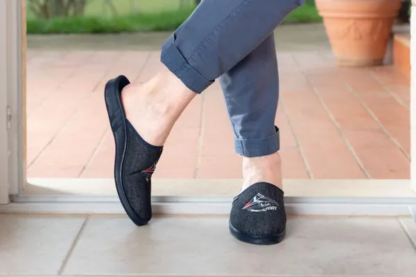 paire de chaussons marine homme
