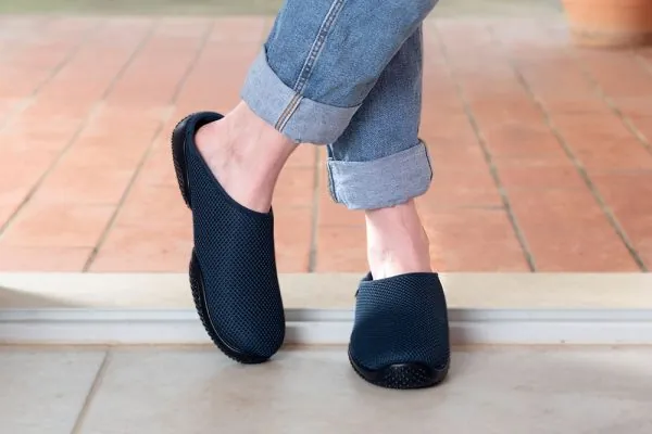 Chaussons femme été marine mule box