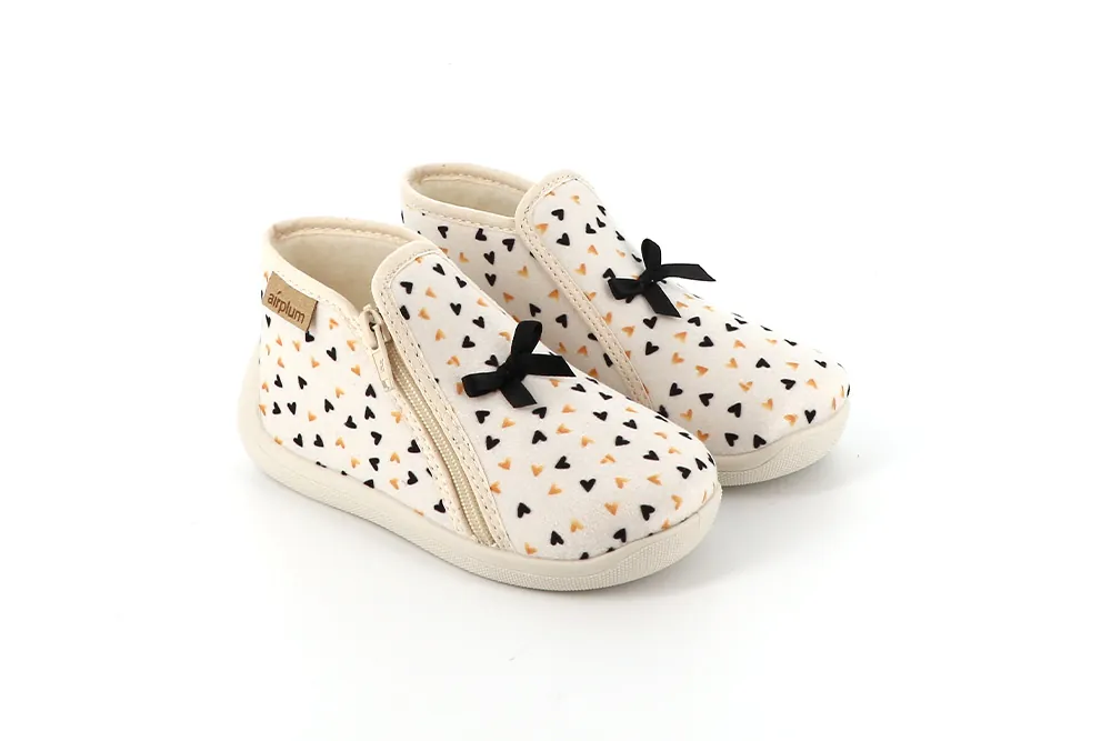 Pantoufles fille coeurs noeud